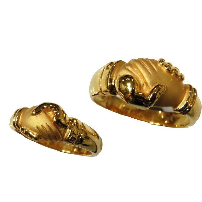 22kt gold plain casting handshanke couple ring